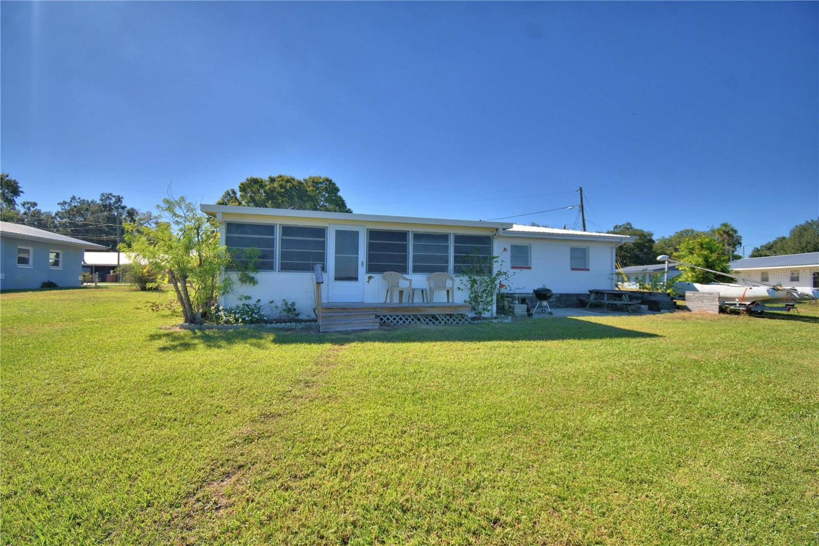 Image 32 of 49 For 105 Maxcy Lane