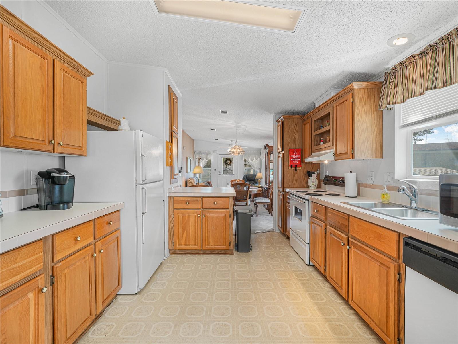 Image 15 of 55 For 6 Catskill  