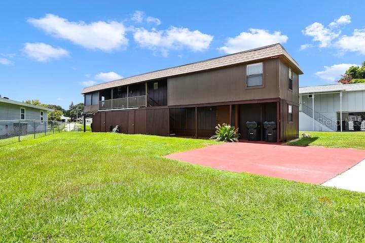 Image 3 of 16 For 358 1st Avenue