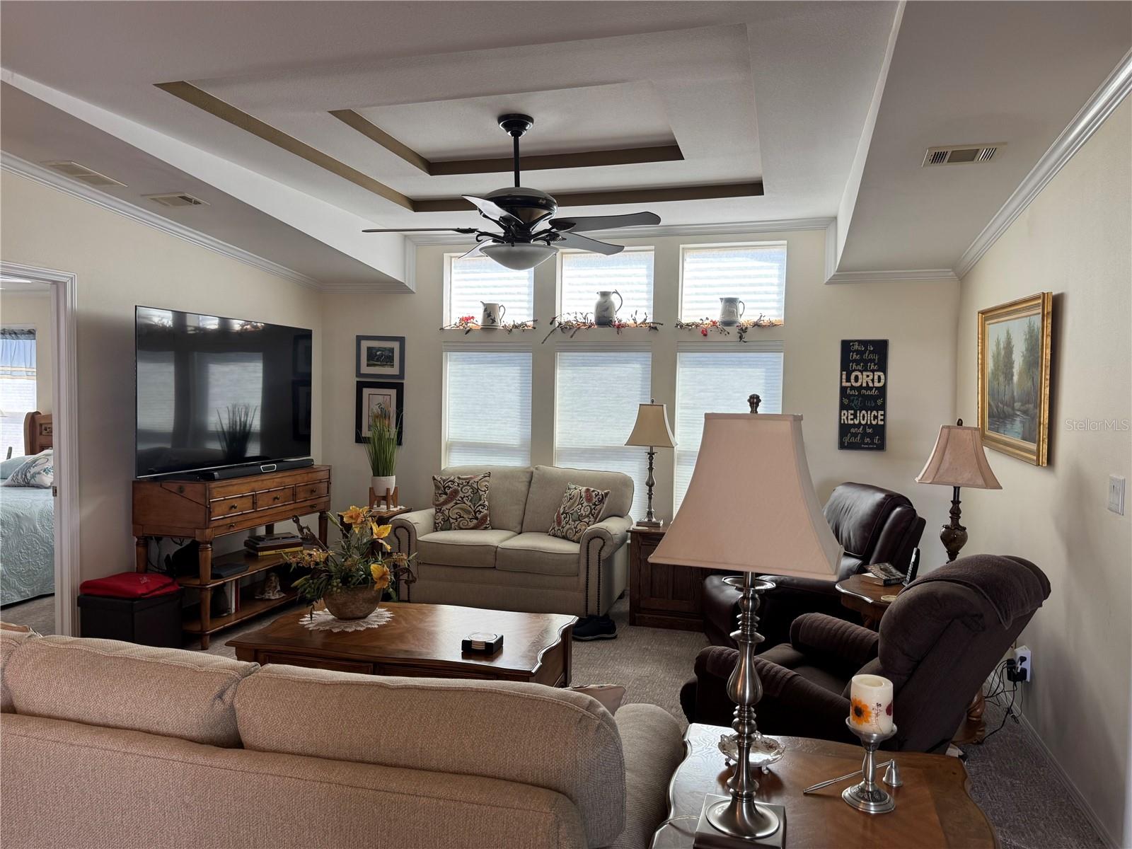 Image 11 of 50 For 340 Fairway Boulevard