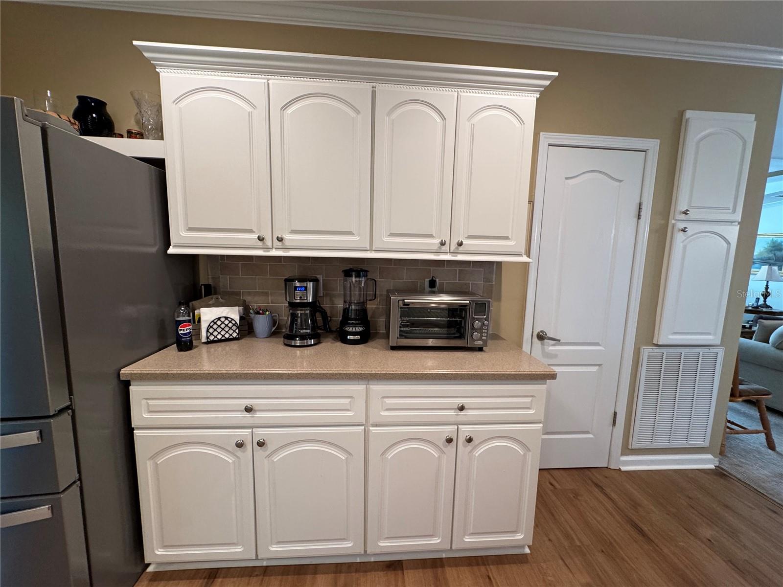 Image 19 of 50 For 340 Fairway Boulevard