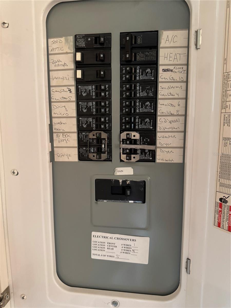 Image 25 of 50 For 340 Fairway Boulevard