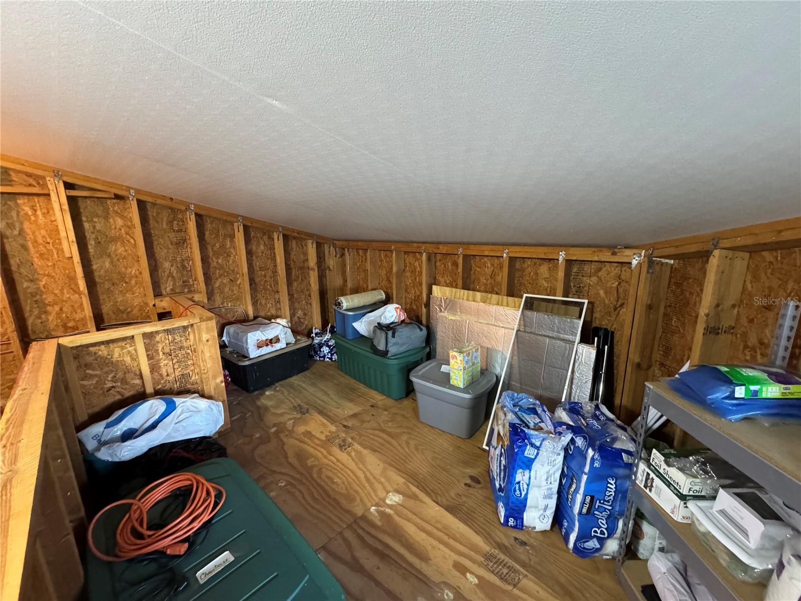 Image 31 of 50 For 340 Fairway Boulevard