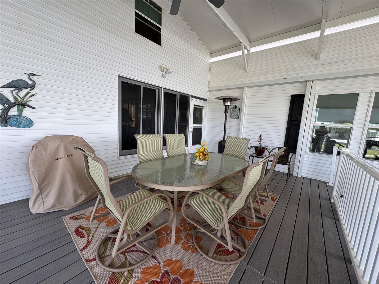 Image 8 of 50 For 340 Fairway Boulevard