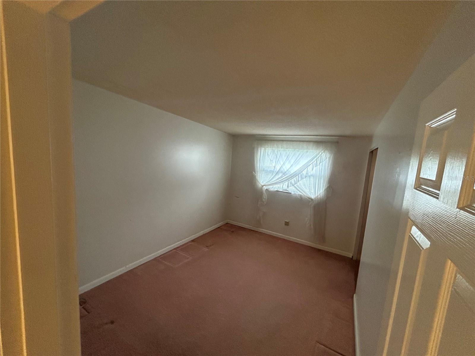 Image 13 of 20 For 520 35th Street Nw