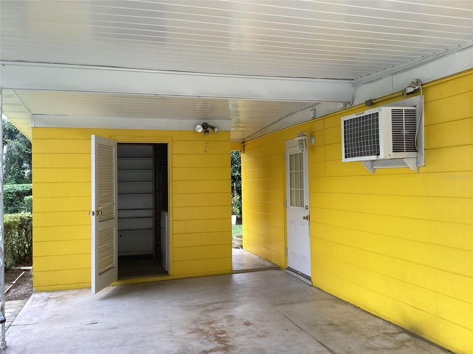 Image 18 of 20 For 520 35th Street Nw