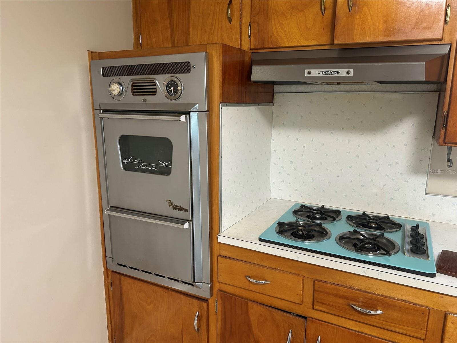 Image 9 of 20 For 520 35th Street Nw