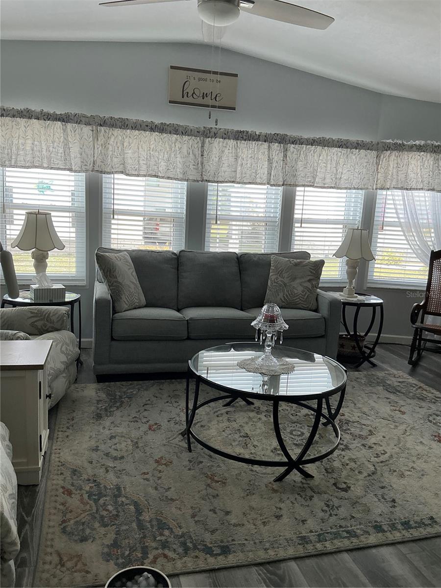 Image 16 of 42 For 209 Fairway Boulevard