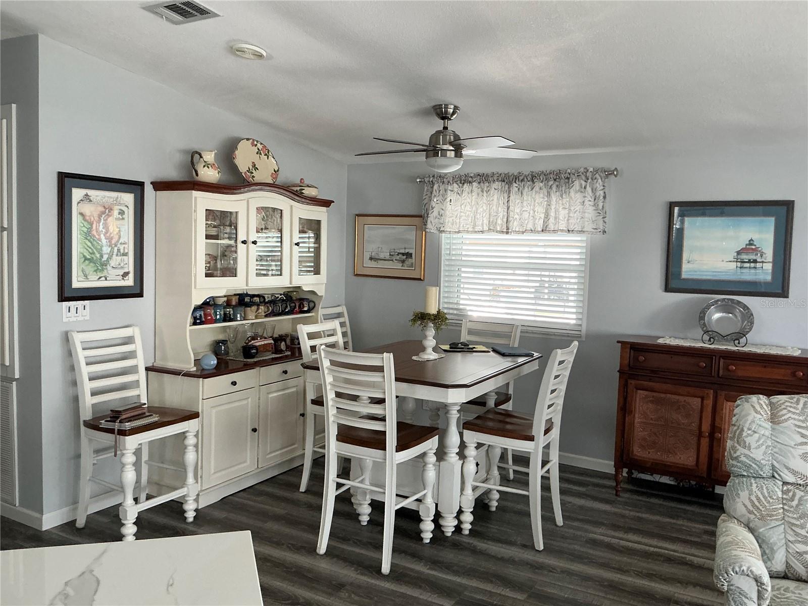 Image 19 of 42 For 209 Fairway Boulevard