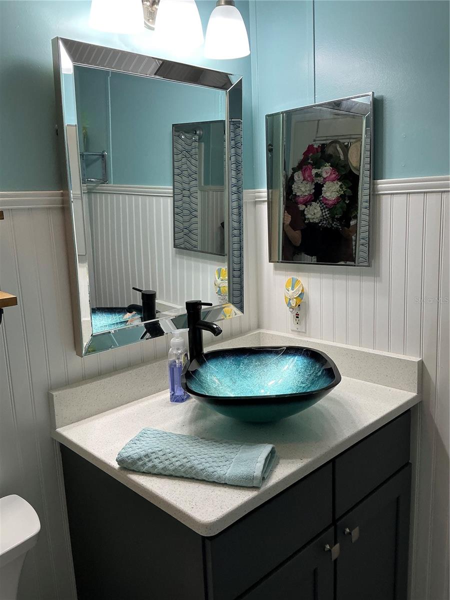 Image 26 of 42 For 209 Fairway Boulevard