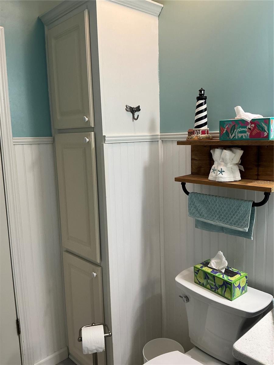 Image 27 of 42 For 209 Fairway Boulevard