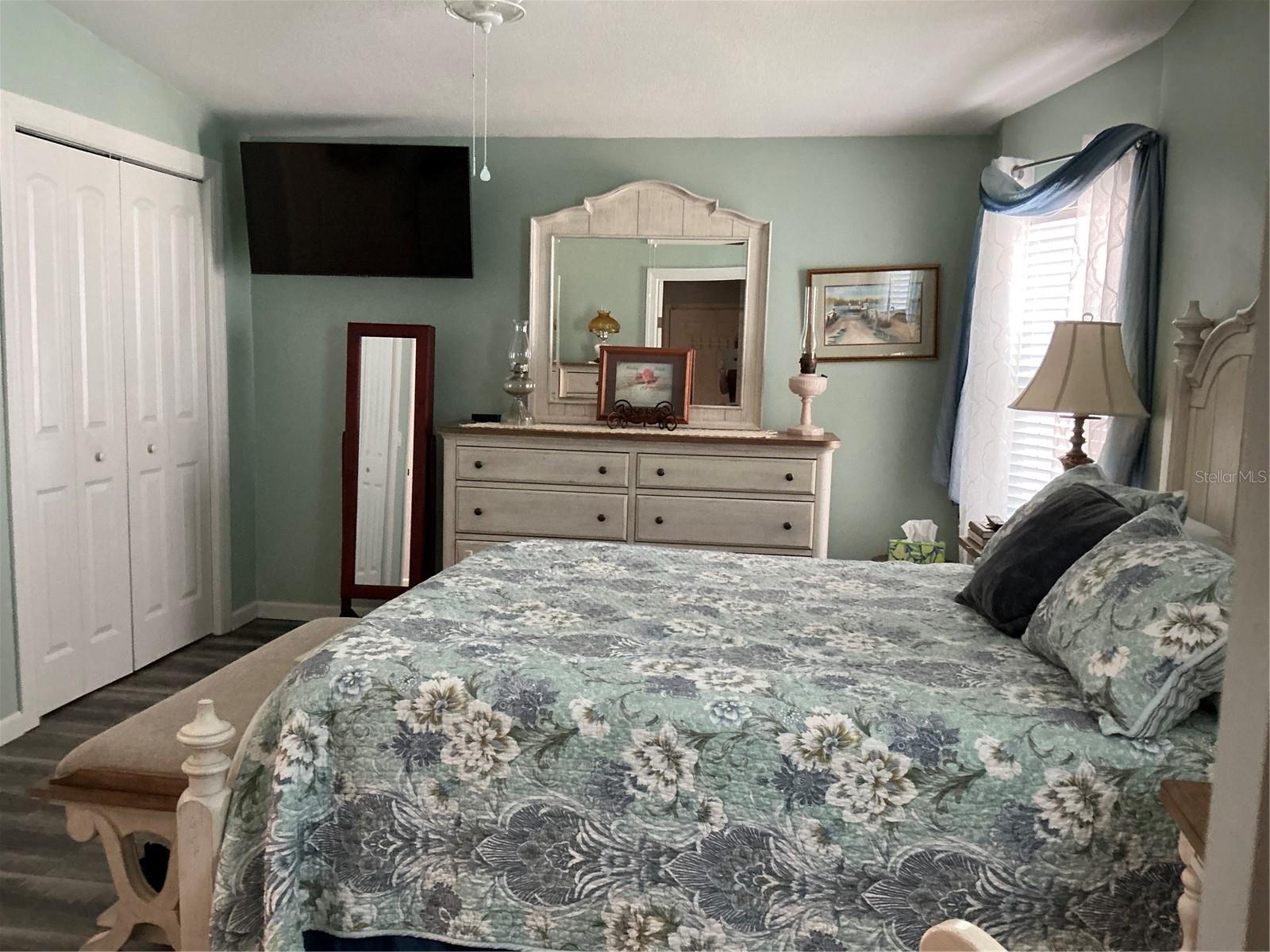 Image 35 of 42 For 209 Fairway Boulevard