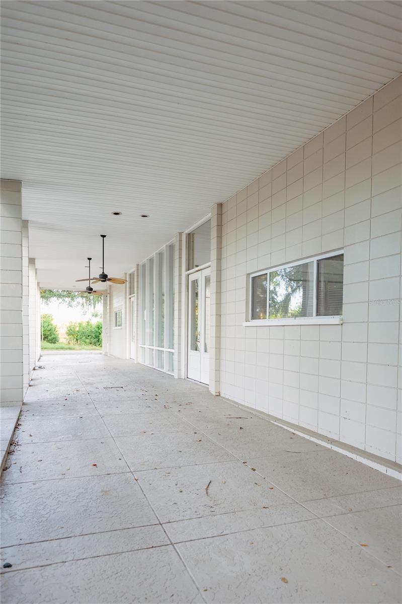 Image 3 of 41 For 1938 Highland Park Drive S