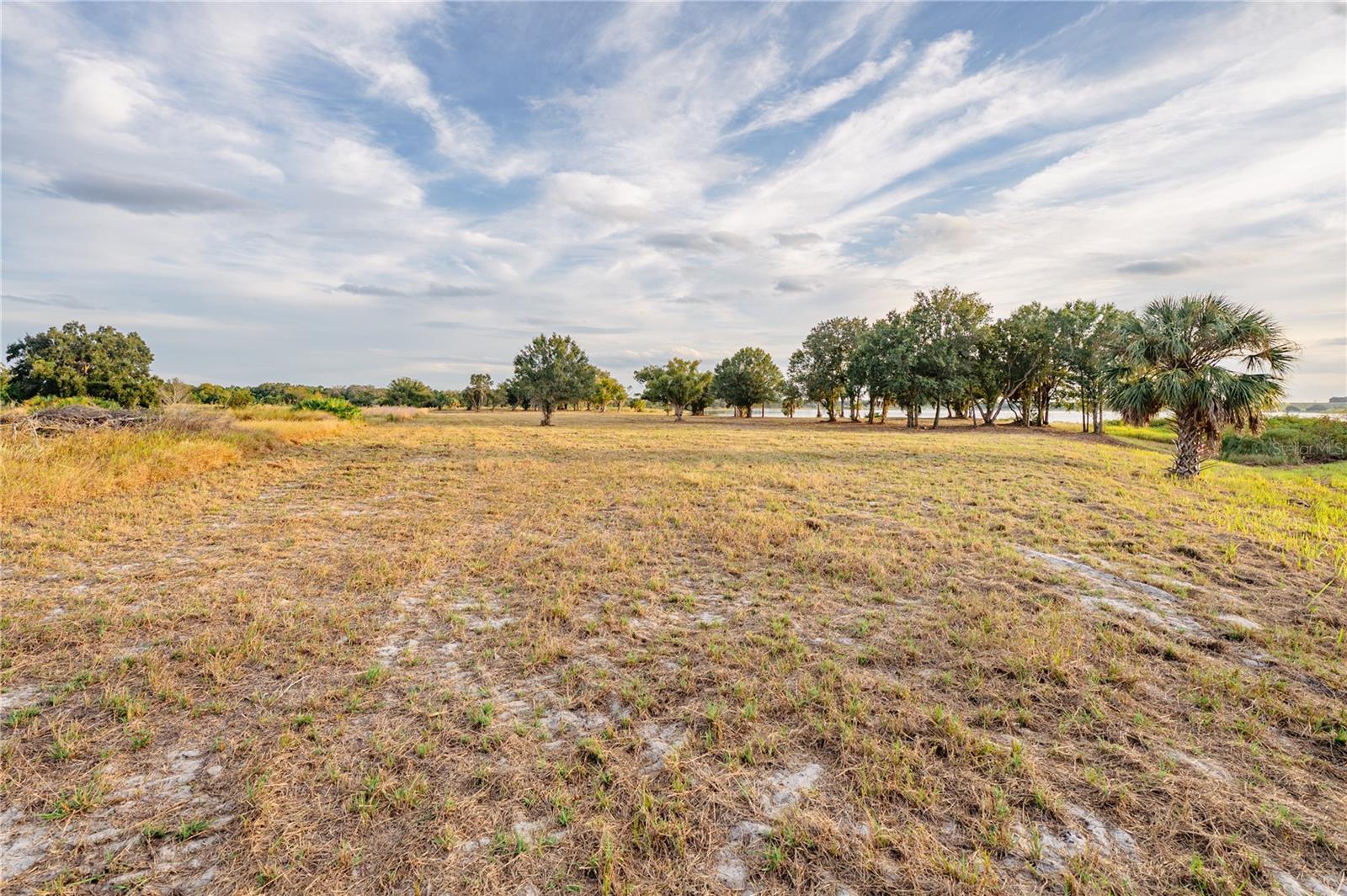 Image 33 of 41 For 1938 Highland Park Drive S