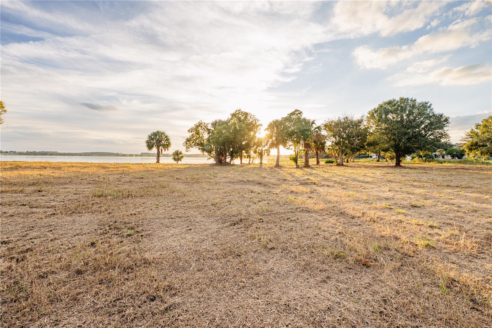 Image 34 of 41 For 1938 Highland Park Drive S