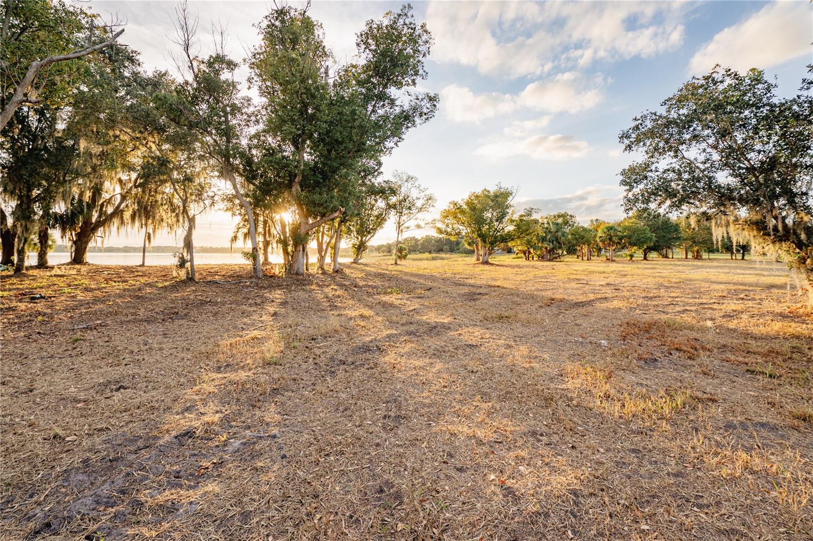 Image 35 of 41 For 1938 Highland Park Drive S