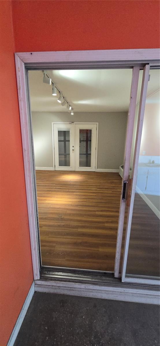 Image 3 of 11 For 3030 State Road 60 E