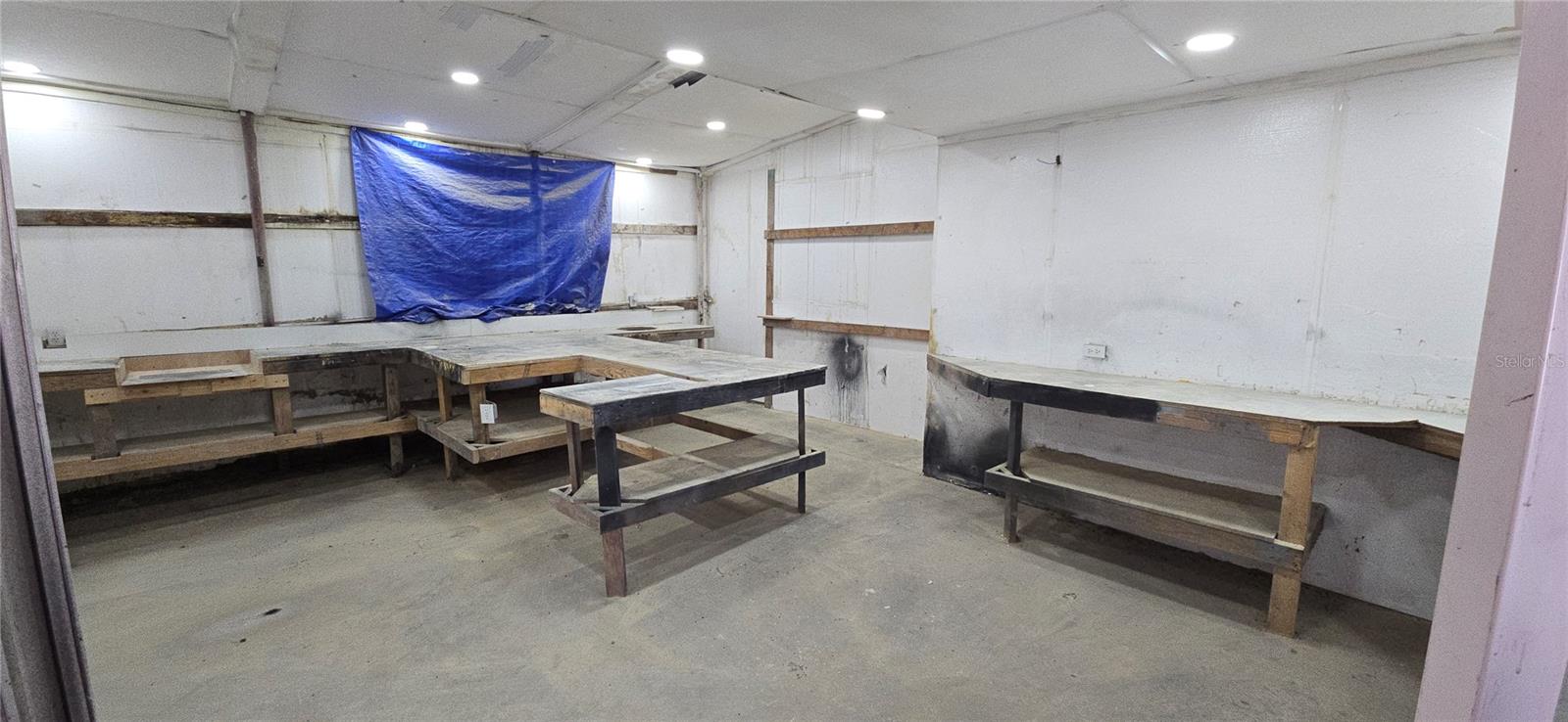 Image 6 of 11 For 3030 State Road 60 E