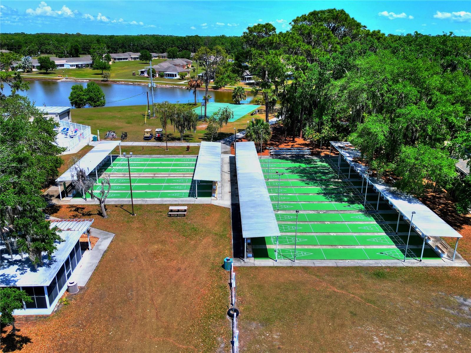 Image 23 of 25 For 4819 Club Circle