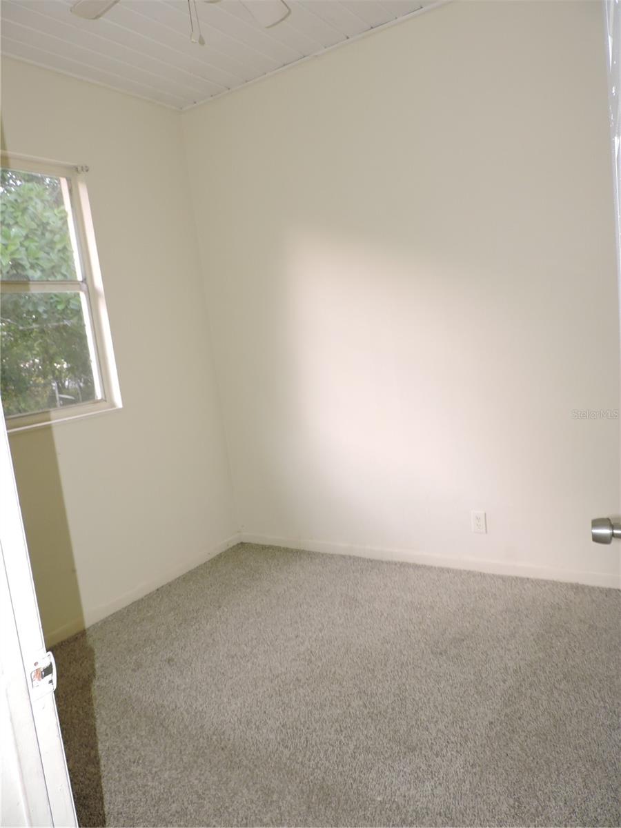 Image 14 of 29 For 713 Euclid Avenue