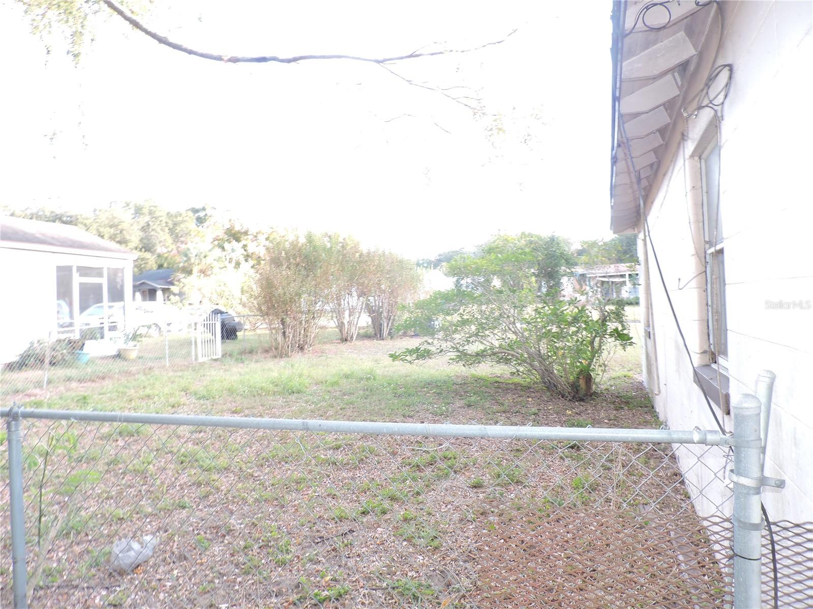 Image 28 of 29 For 713 Euclid Avenue