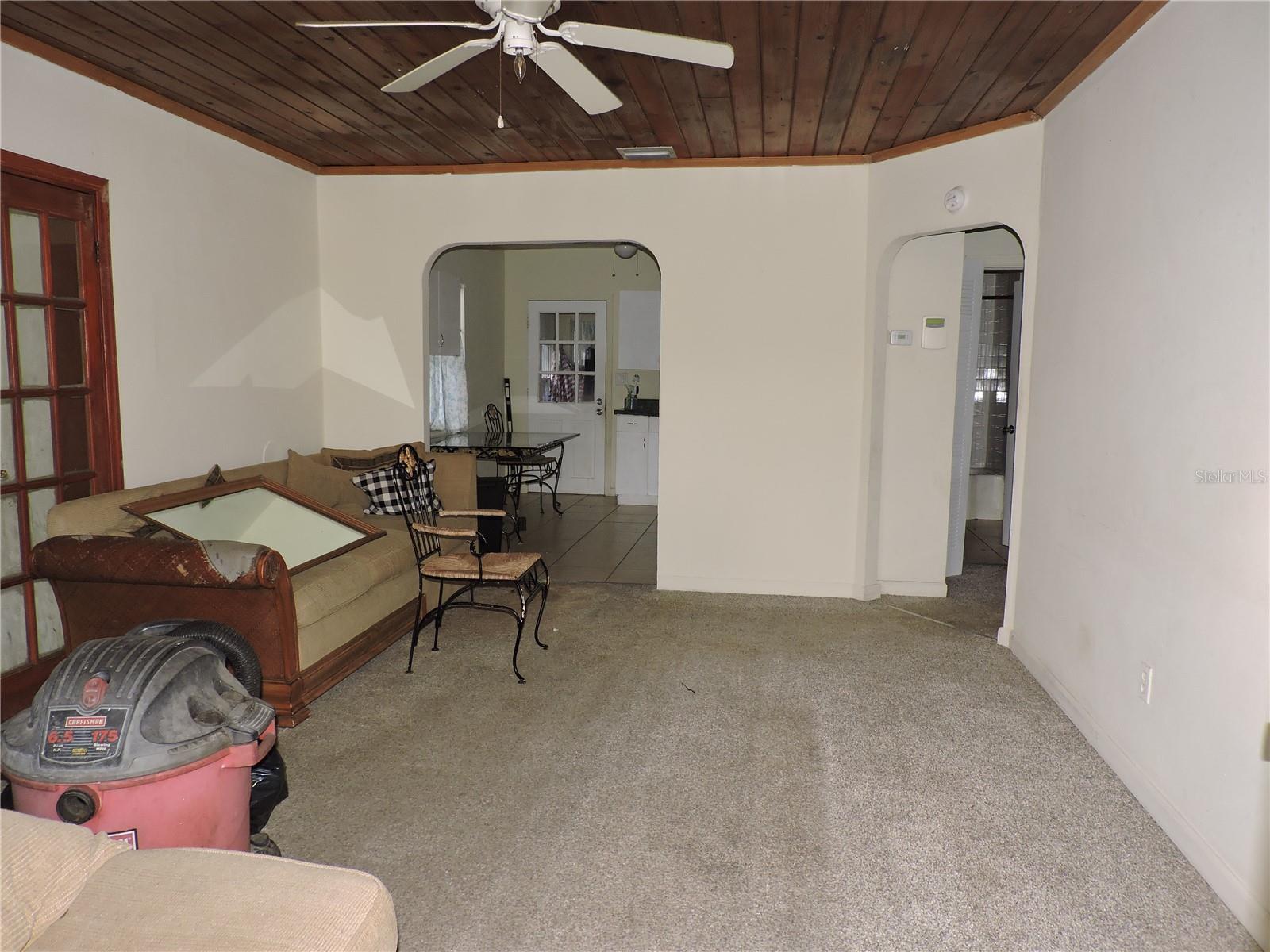 Image 7 of 29 For 713 Euclid Avenue