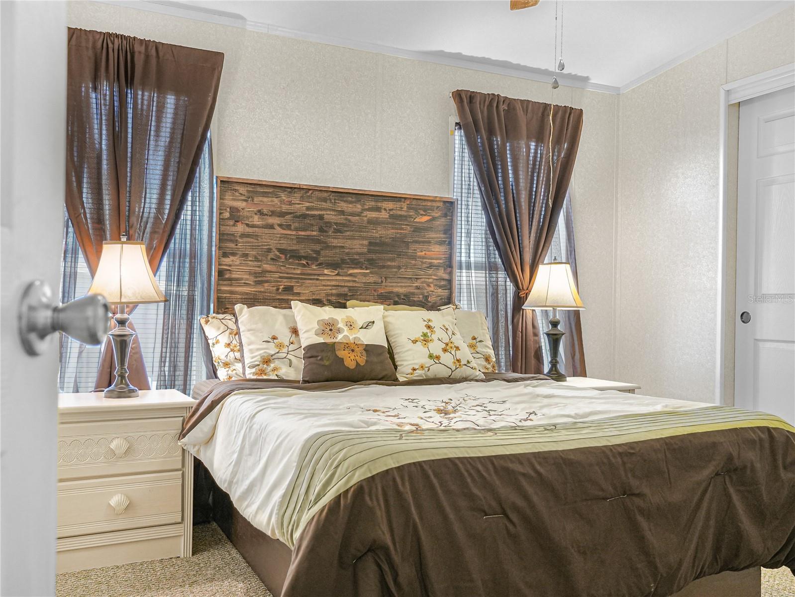 Image 19 of 44 For 16 Queen Of Waters Street