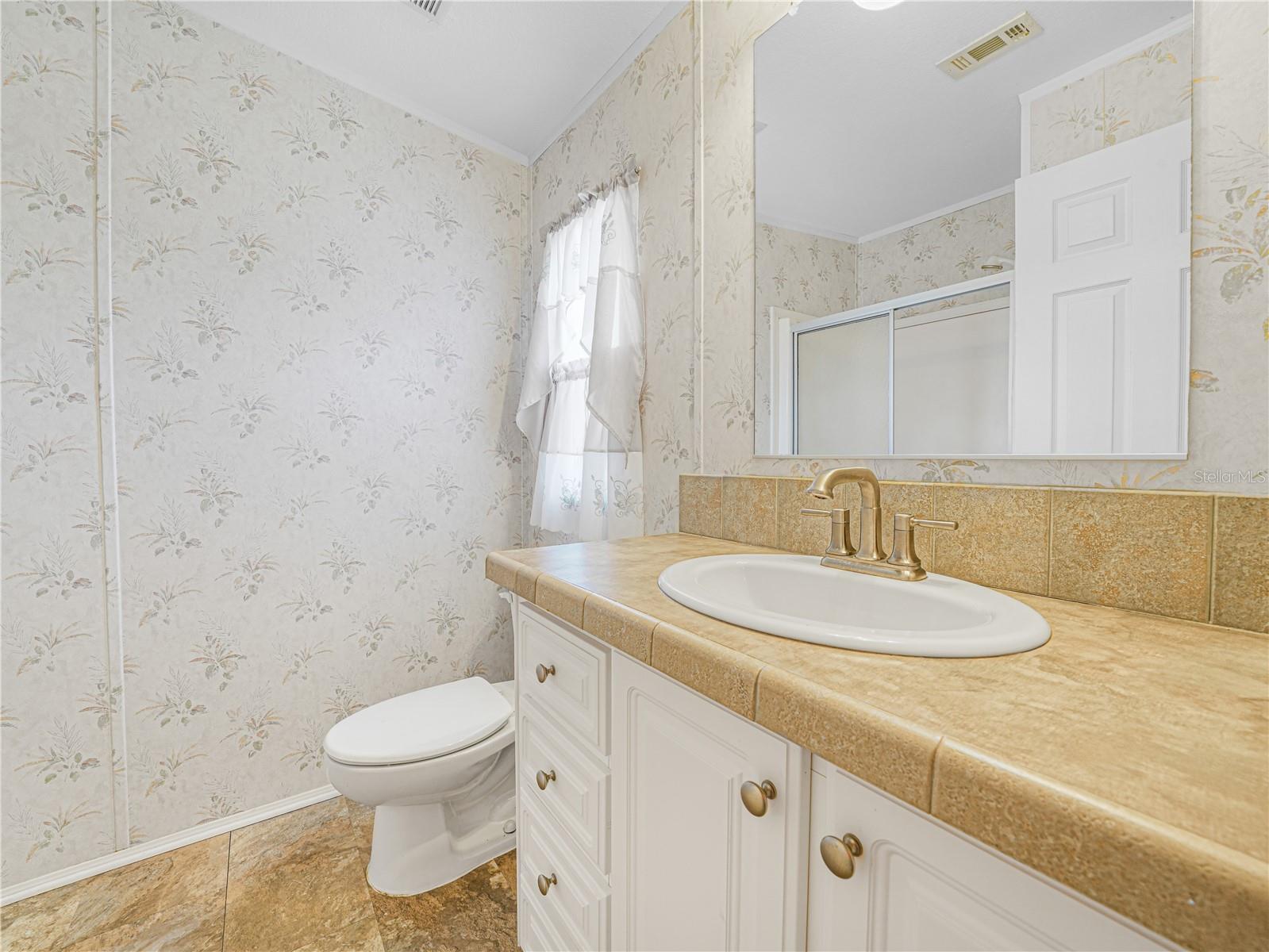 Image 22 of 44 For 16 Queen Of Waters Street