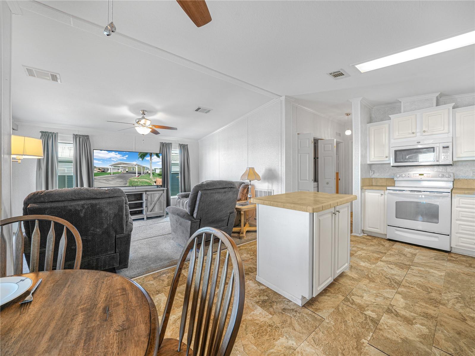 Image 6 of 44 For 16 Queen Of Waters Street