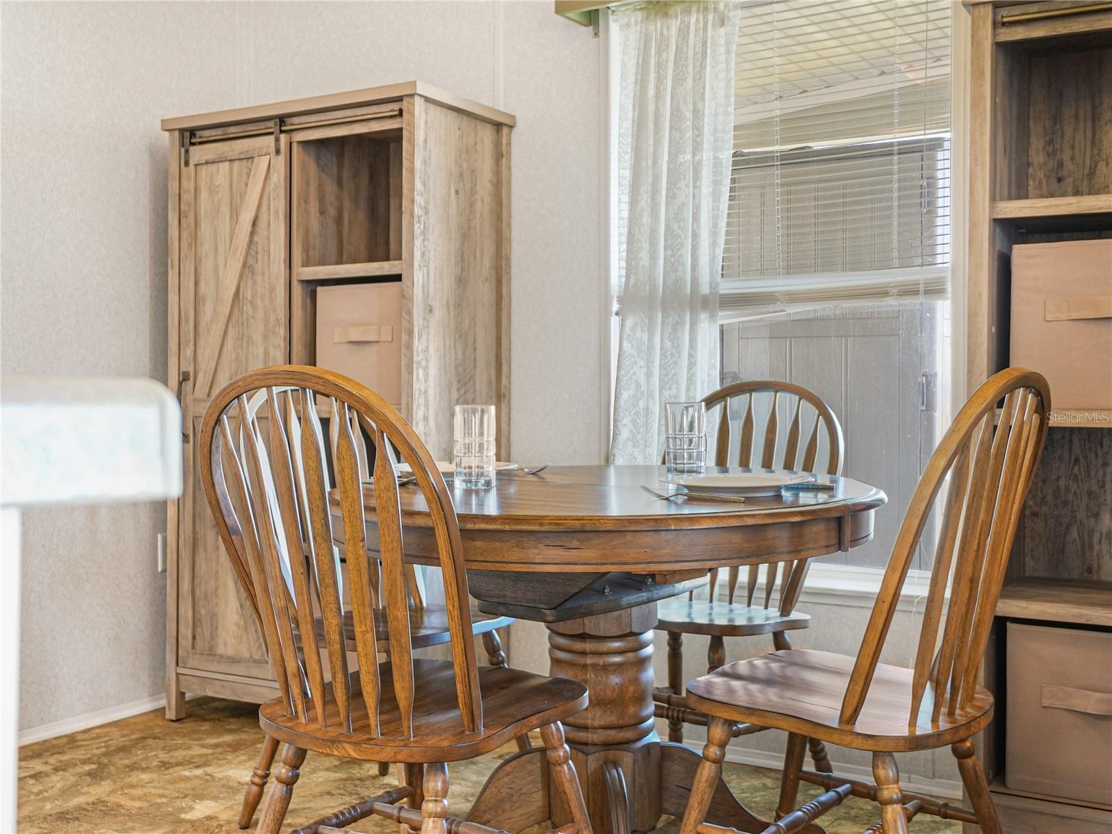 Image 8 of 44 For 16 Queen Of Waters Street