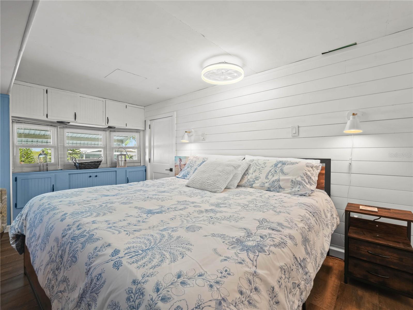 Image 18 of 49 For 111 Saddlebag Trail