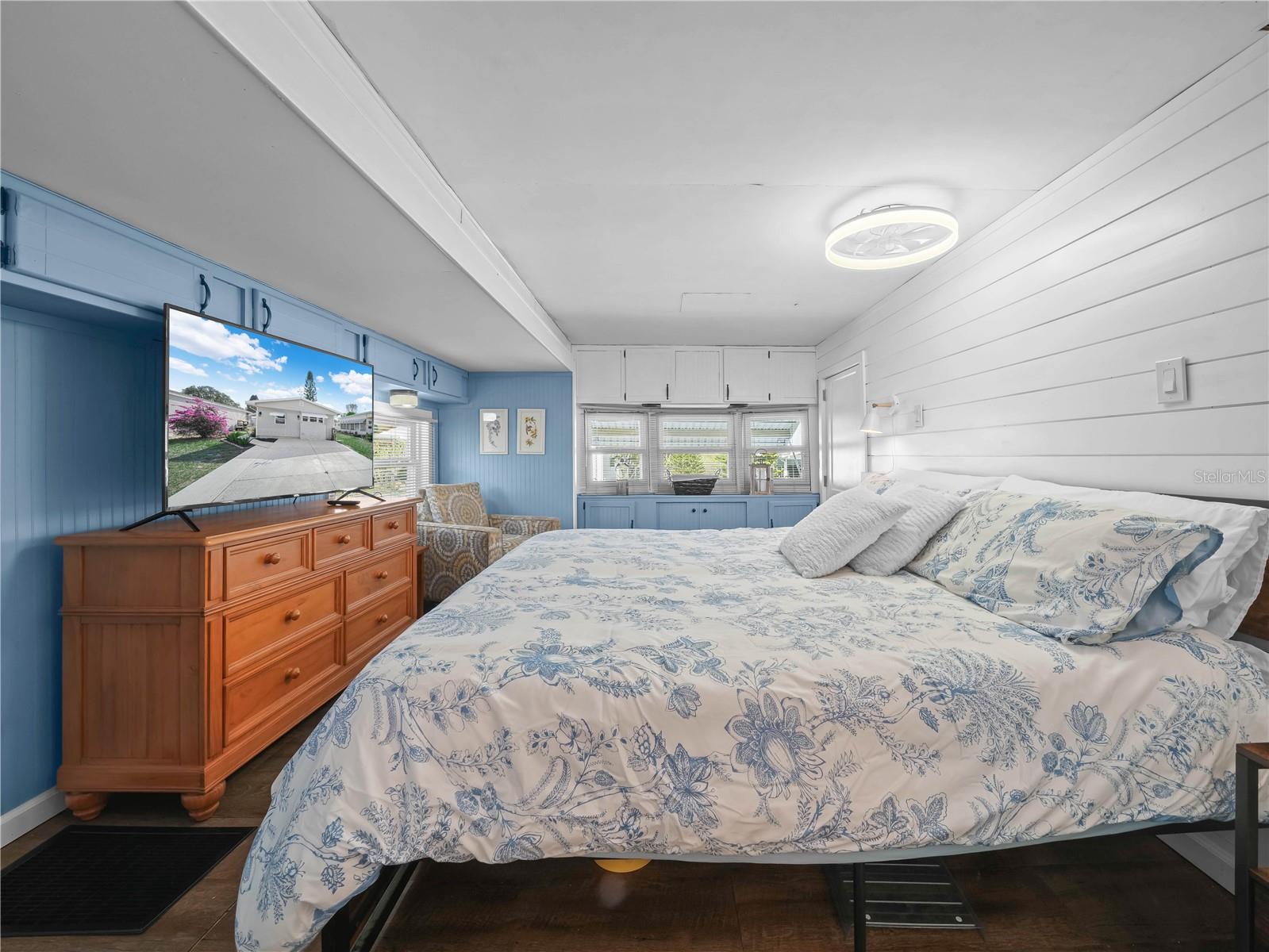 Image 19 of 49 For 111 Saddlebag Trail