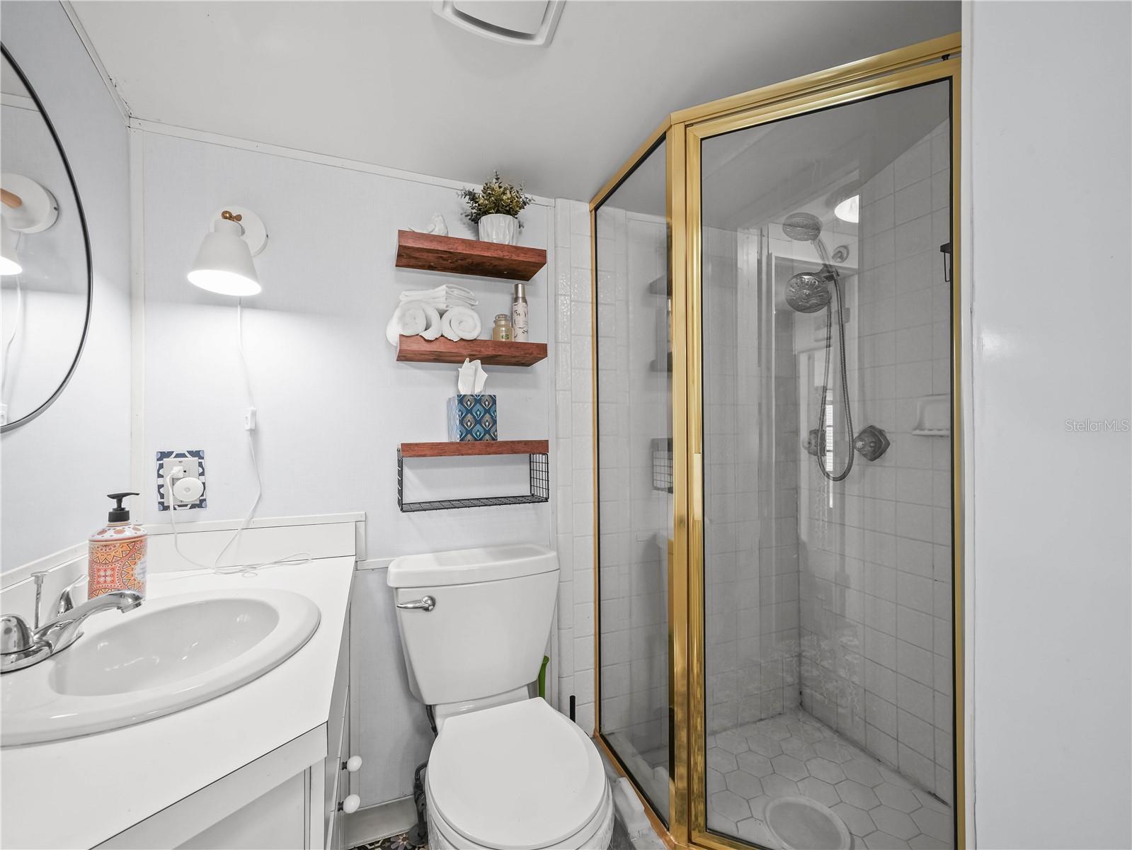 Image 20 of 49 For 111 Saddlebag Trail