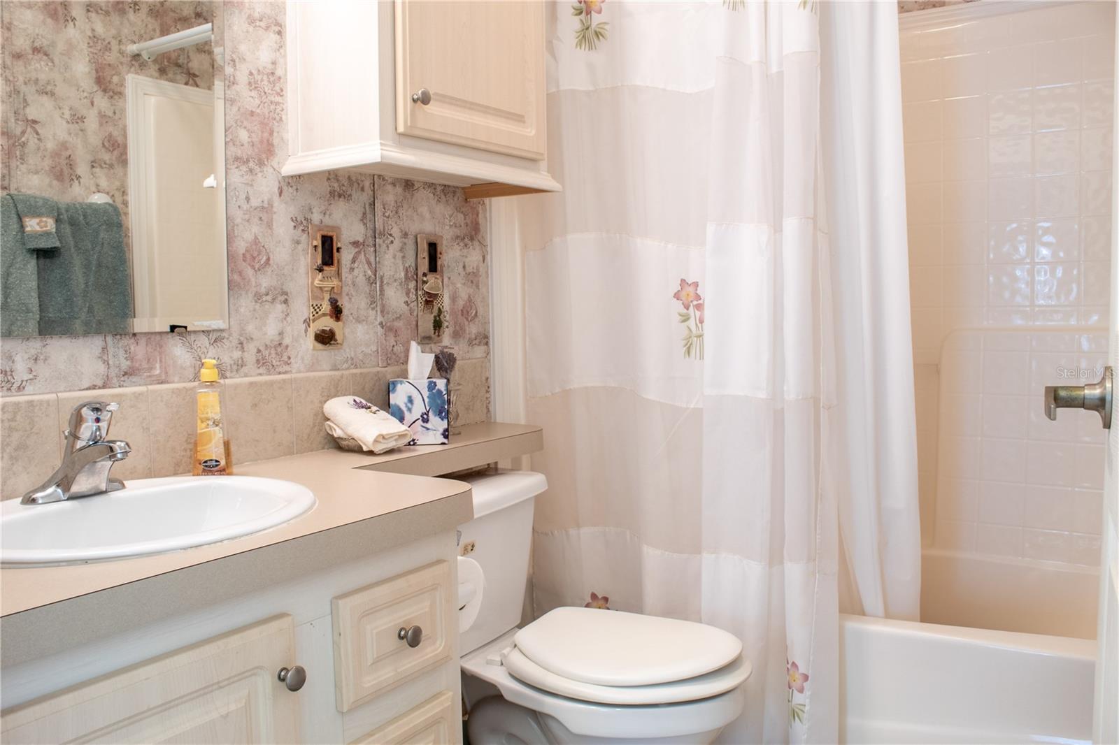 Image 24 of 49 For 10 Grey Fox Lane