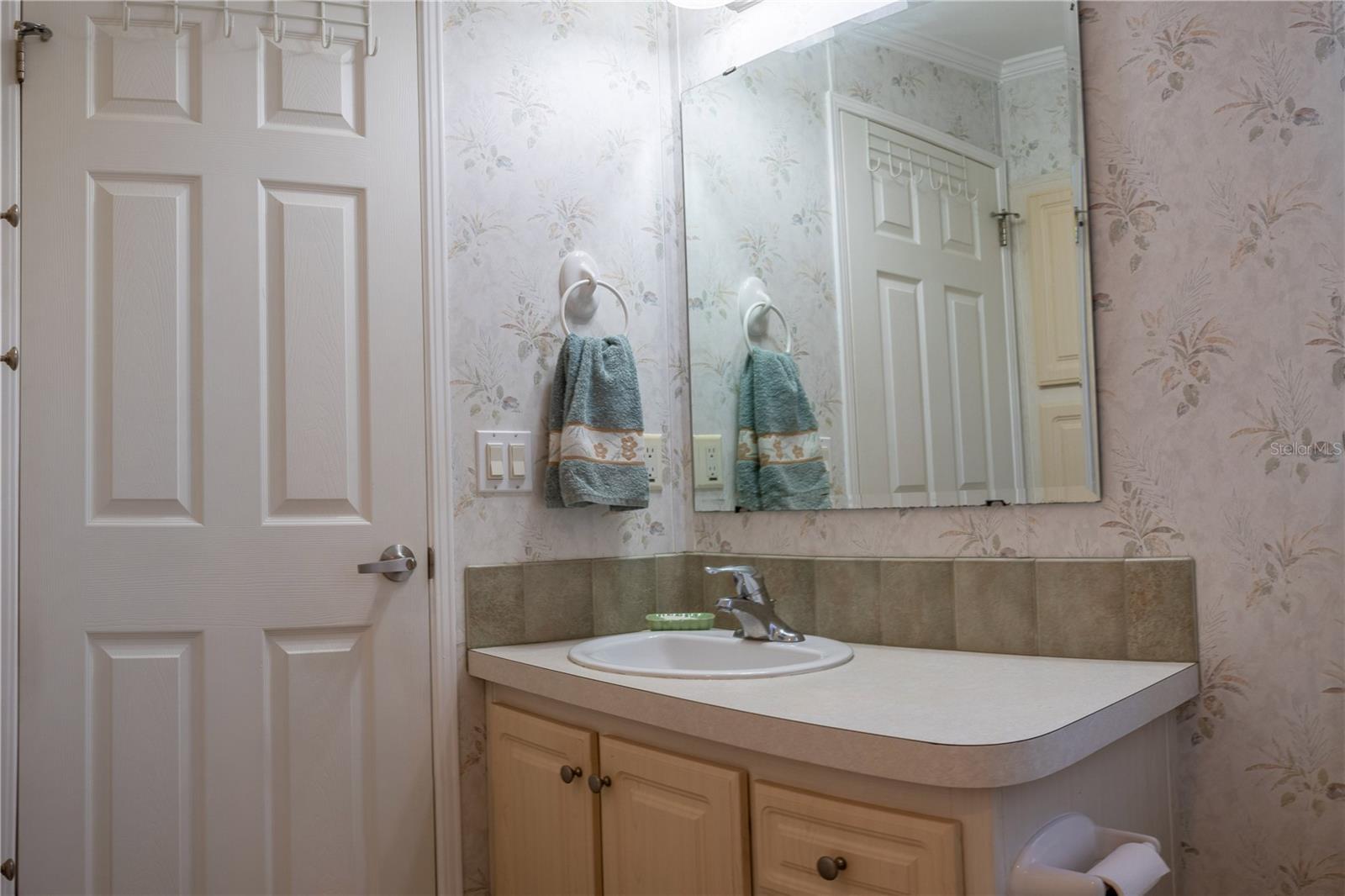 Image 32 of 49 For 10 Grey Fox Lane