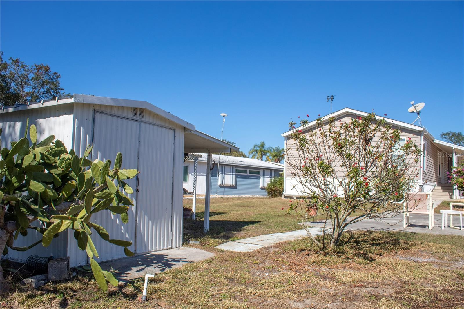 Image 36 of 49 For 10 Grey Fox Lane