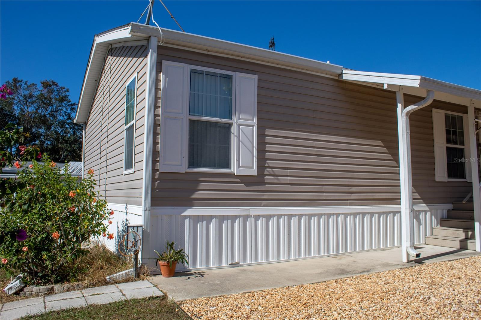 Image 39 of 49 For 10 Grey Fox Lane