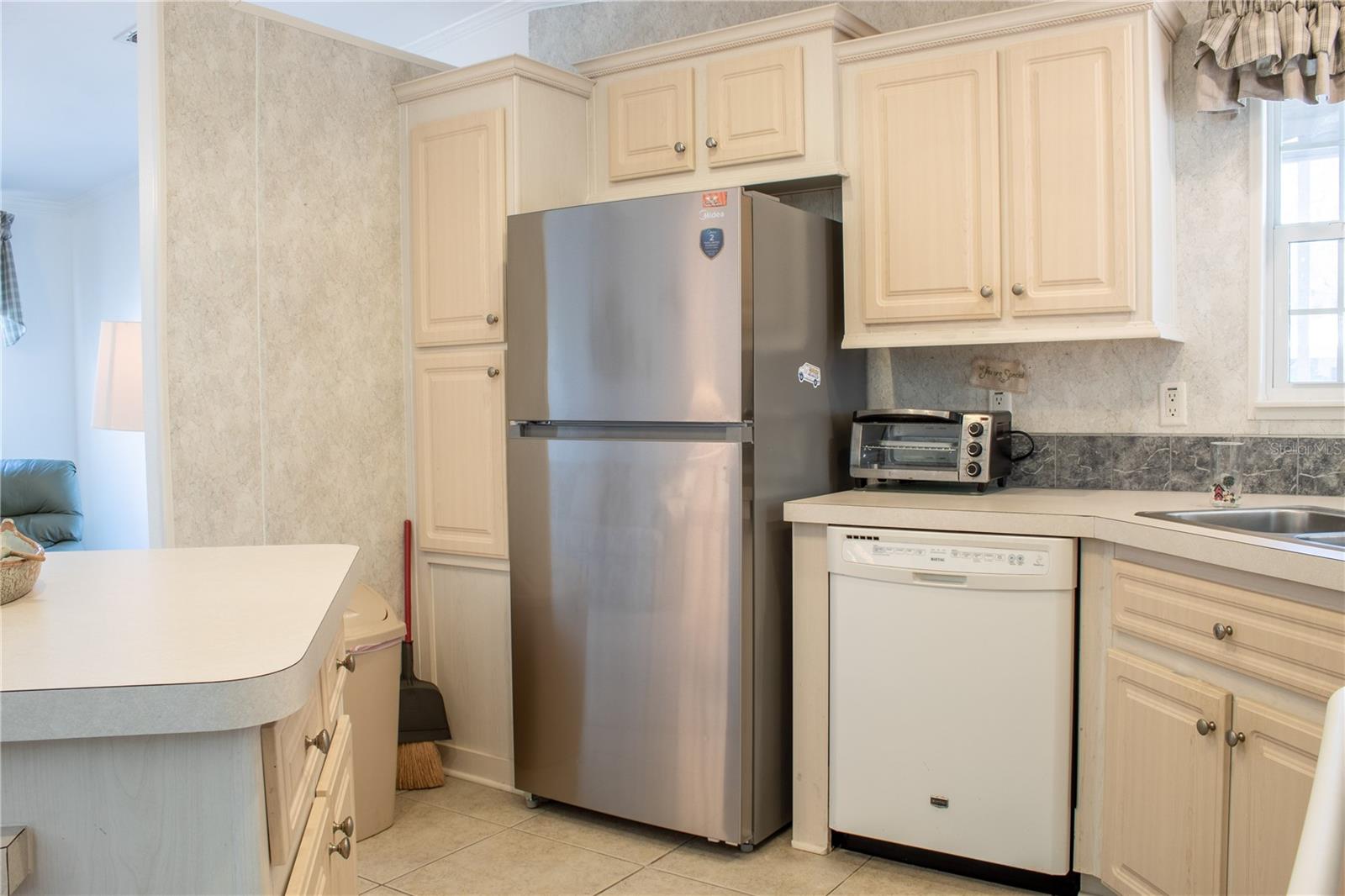 Image 4 of 49 For 10 Grey Fox Lane