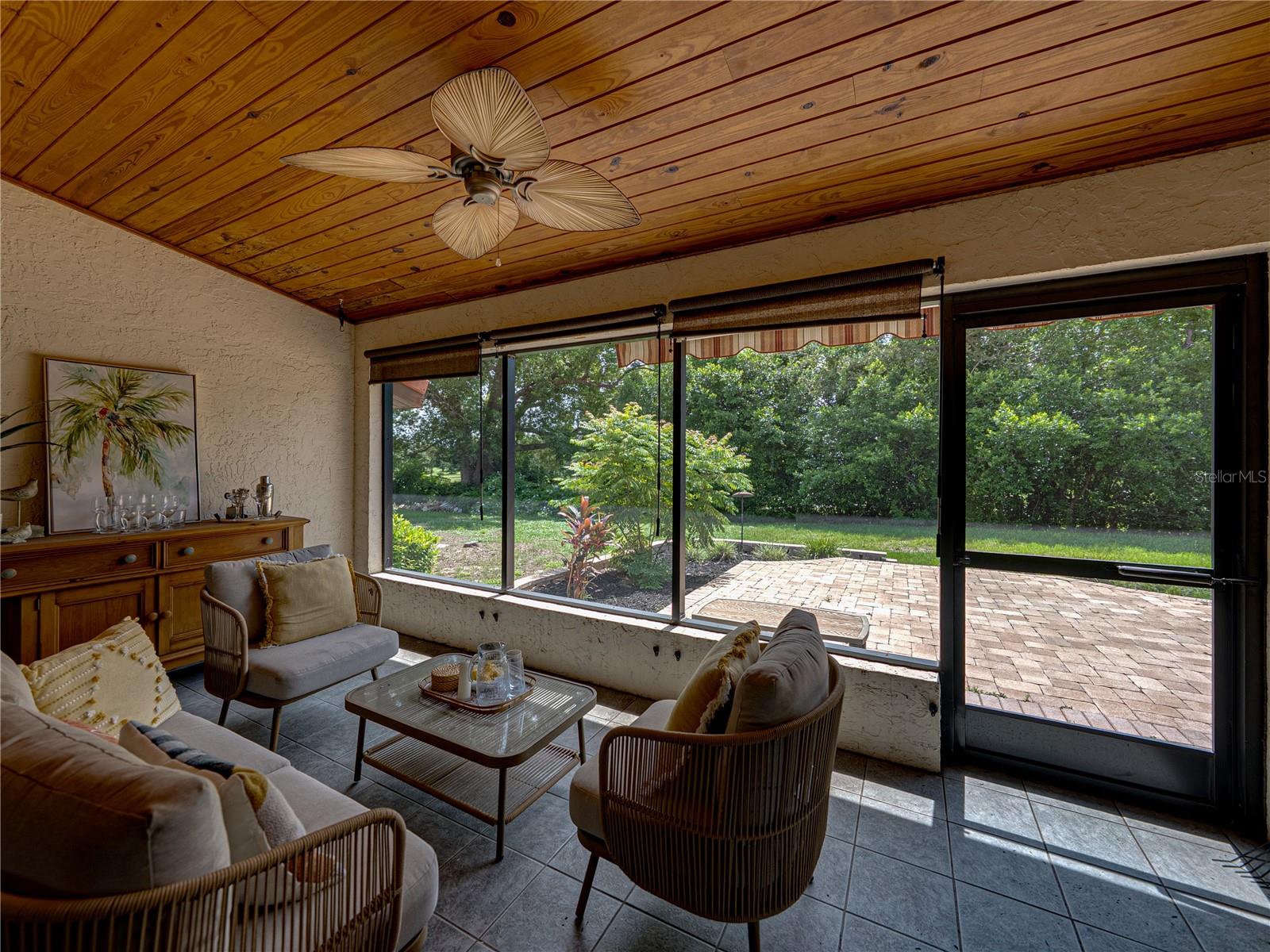 Image 22 of 63 For 503 Club House Drive