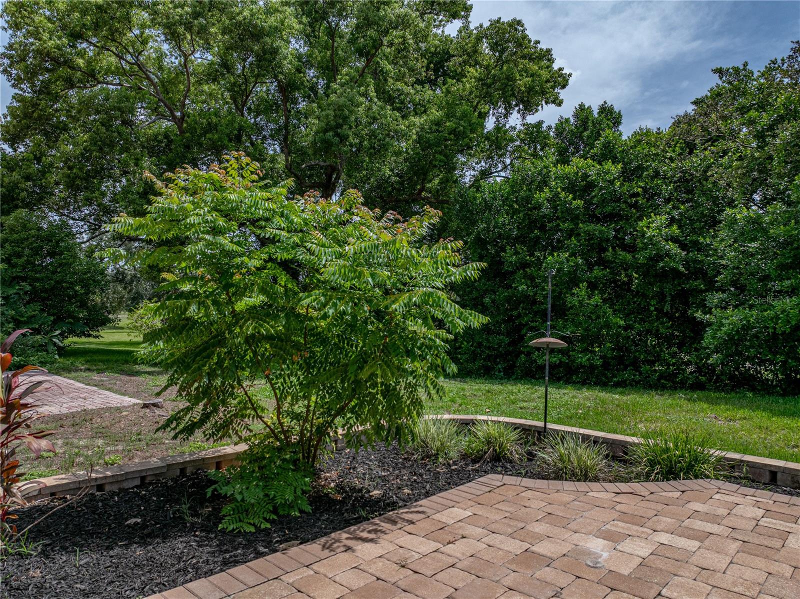 Image 44 of 63 For 503 Club House Drive