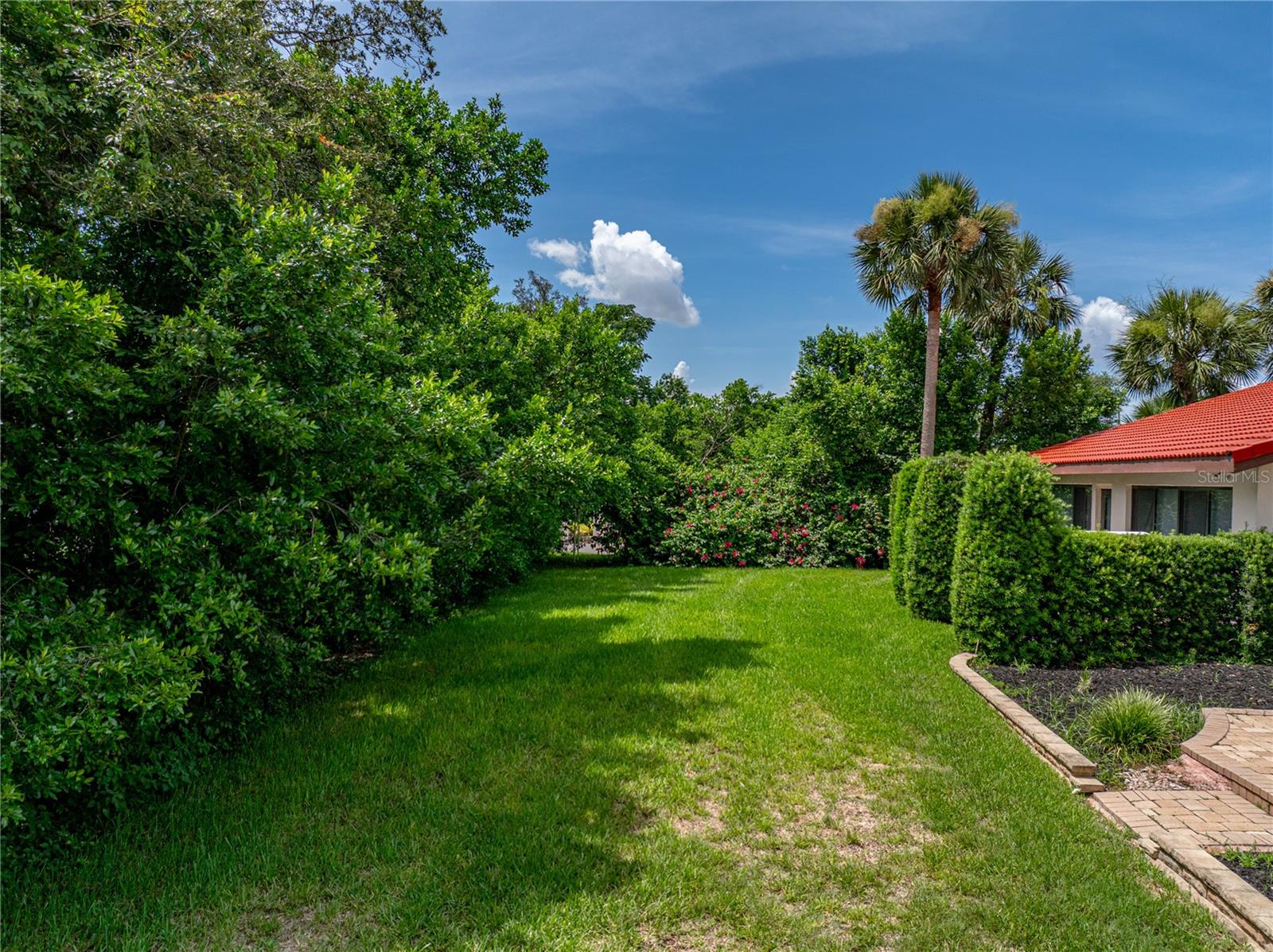 Image 46 of 63 For 503 Club House Drive