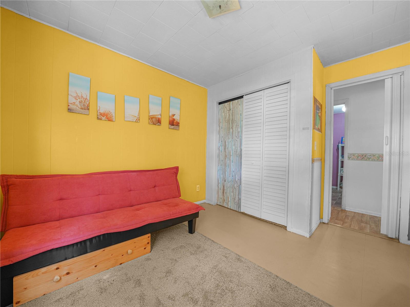 Image 19 of 41 For 319 1st Avenue N