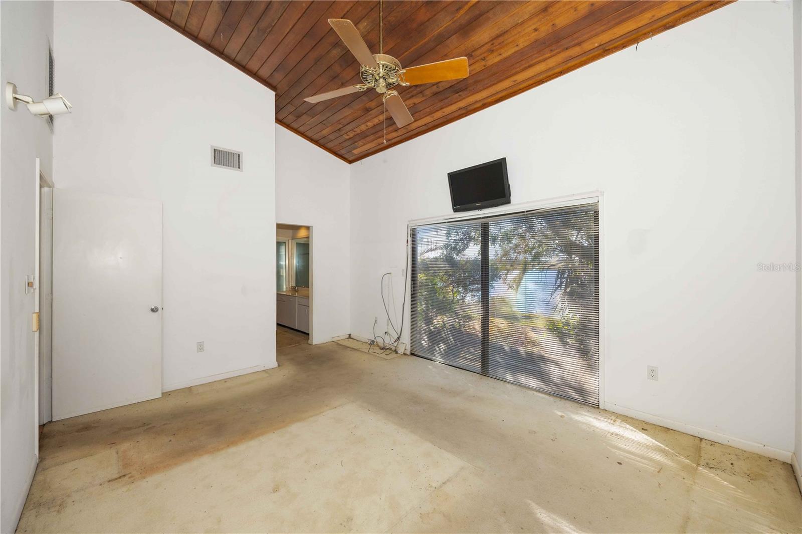 Image 14 of 48 For 3818 Scenic Highway