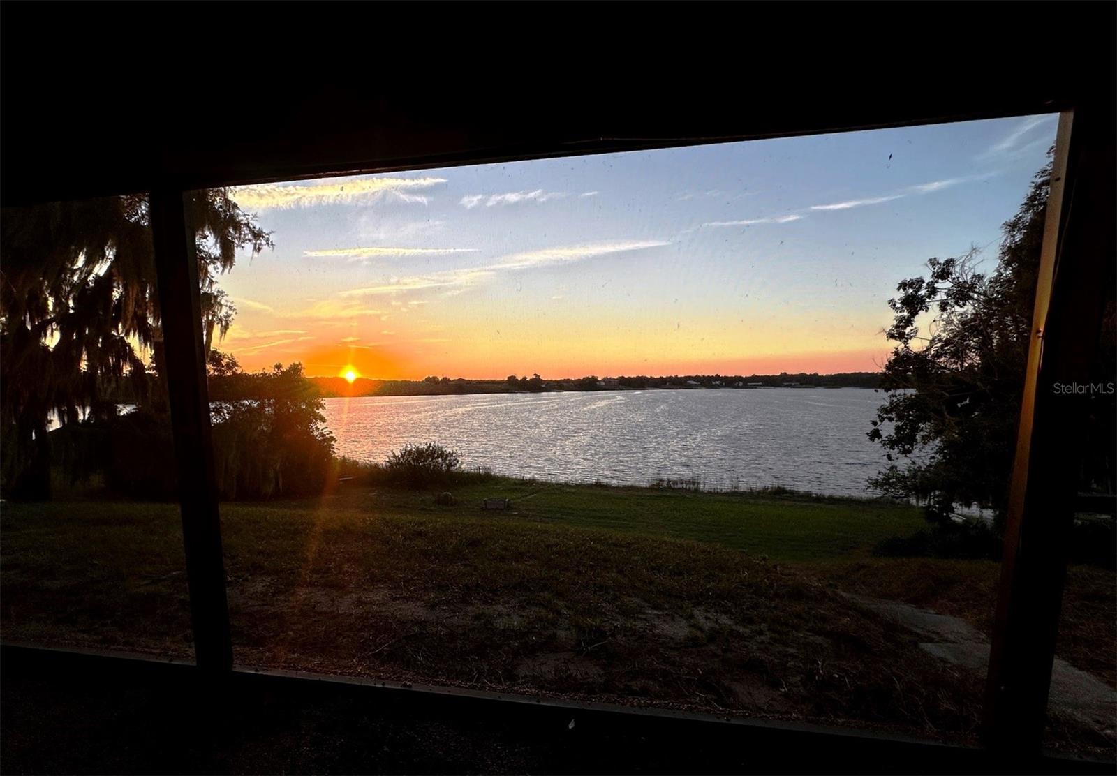 Image 43 of 48 For 3818 Scenic Highway