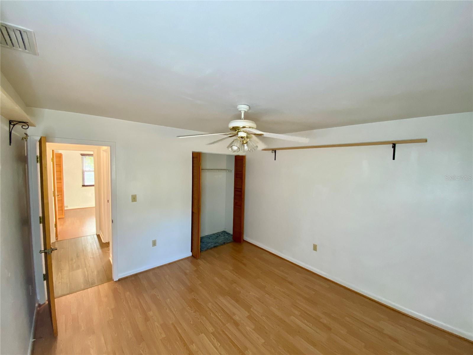 Image 17 of 42 For 4542 Timberlane Road