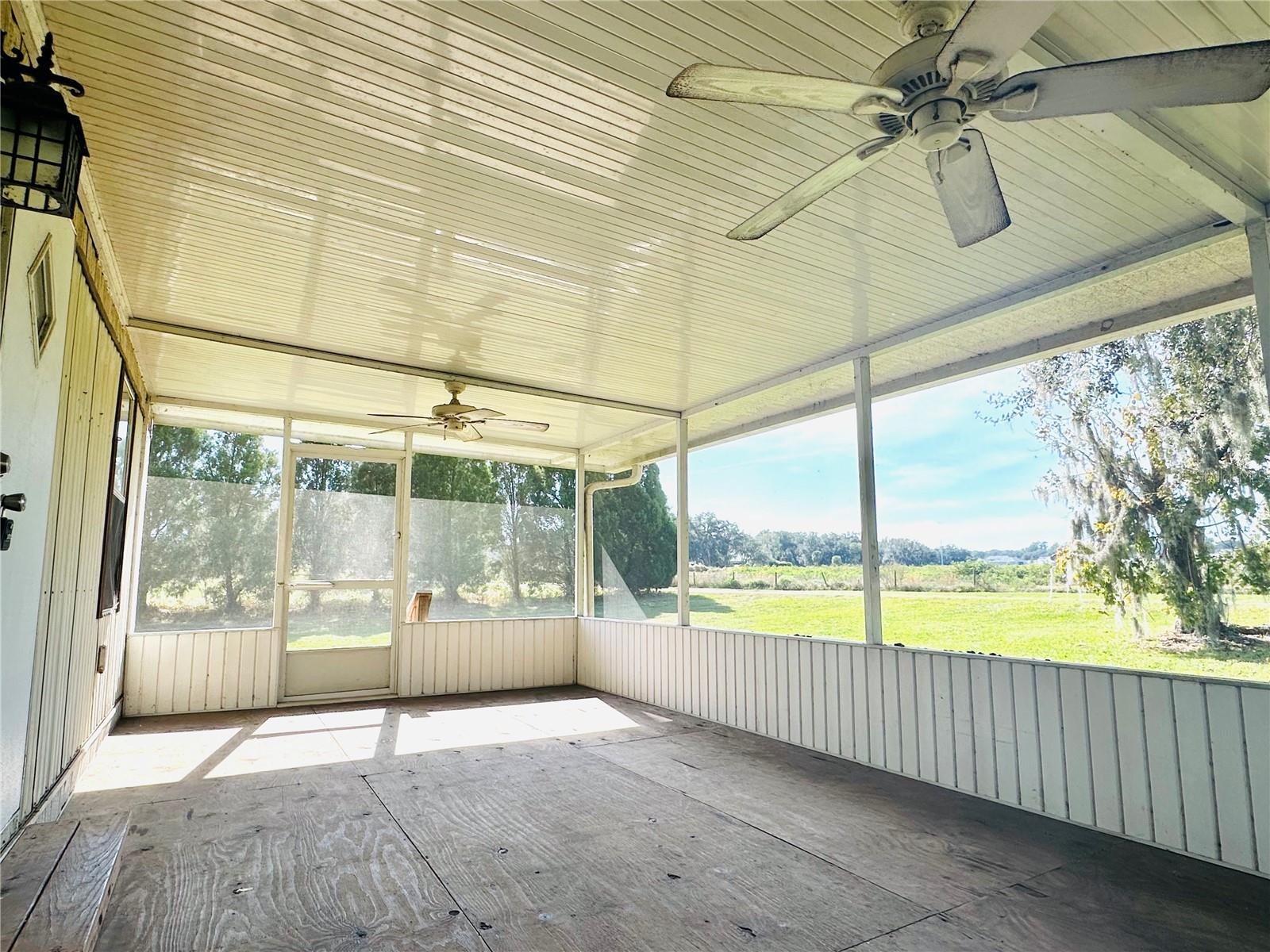 Image 3 of 8 For 610 Grove Drive