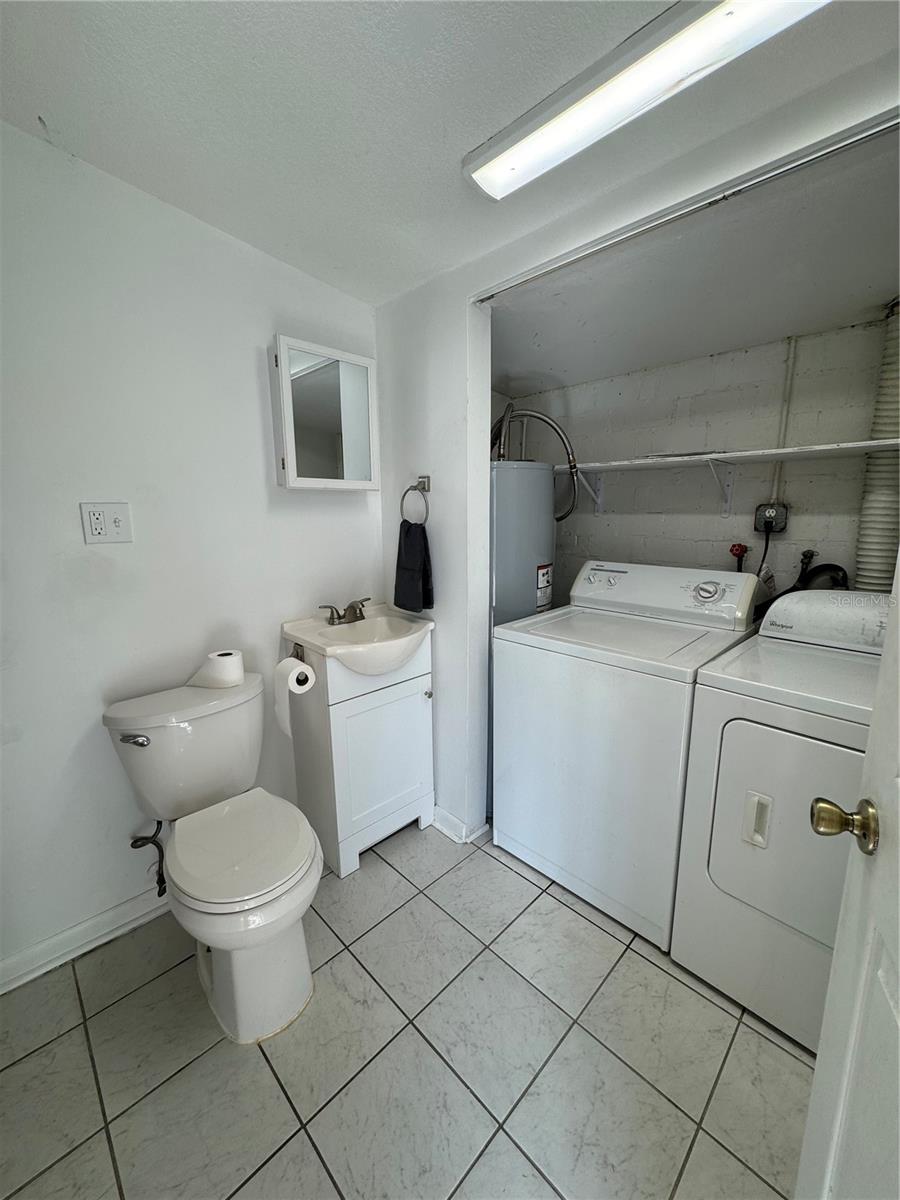 Image 17 of 37 For 302 Wall Street