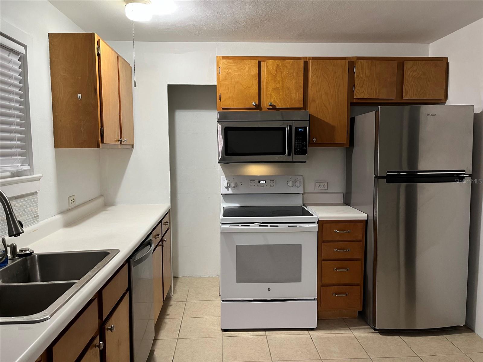 Image 8 of 37 For 302 Wall Street