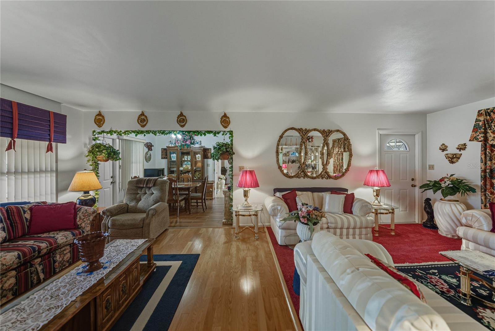 Image 13 of 42 For 4842 Fleetwood Street