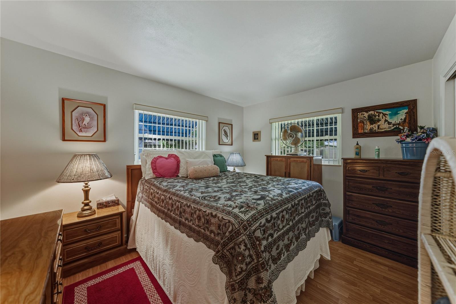 Image 22 of 42 For 4842 Fleetwood Street